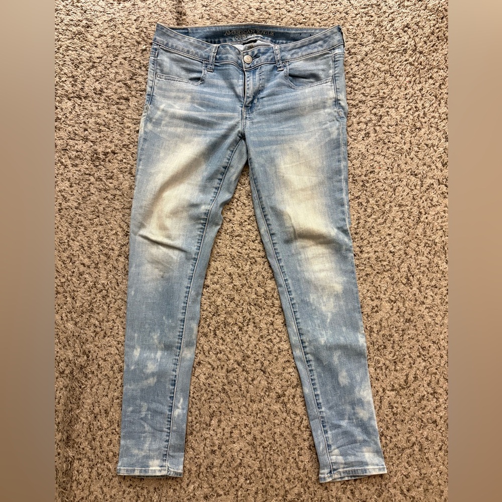 American Eagle Outfitters Light Blue Skinny Jeans